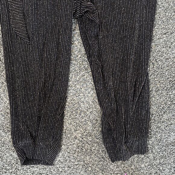 Torrid Black And Gold Cropped Pants Stretch Jumpsuit With Waist Belt. Size 1 NWT - Picture 5 of 8